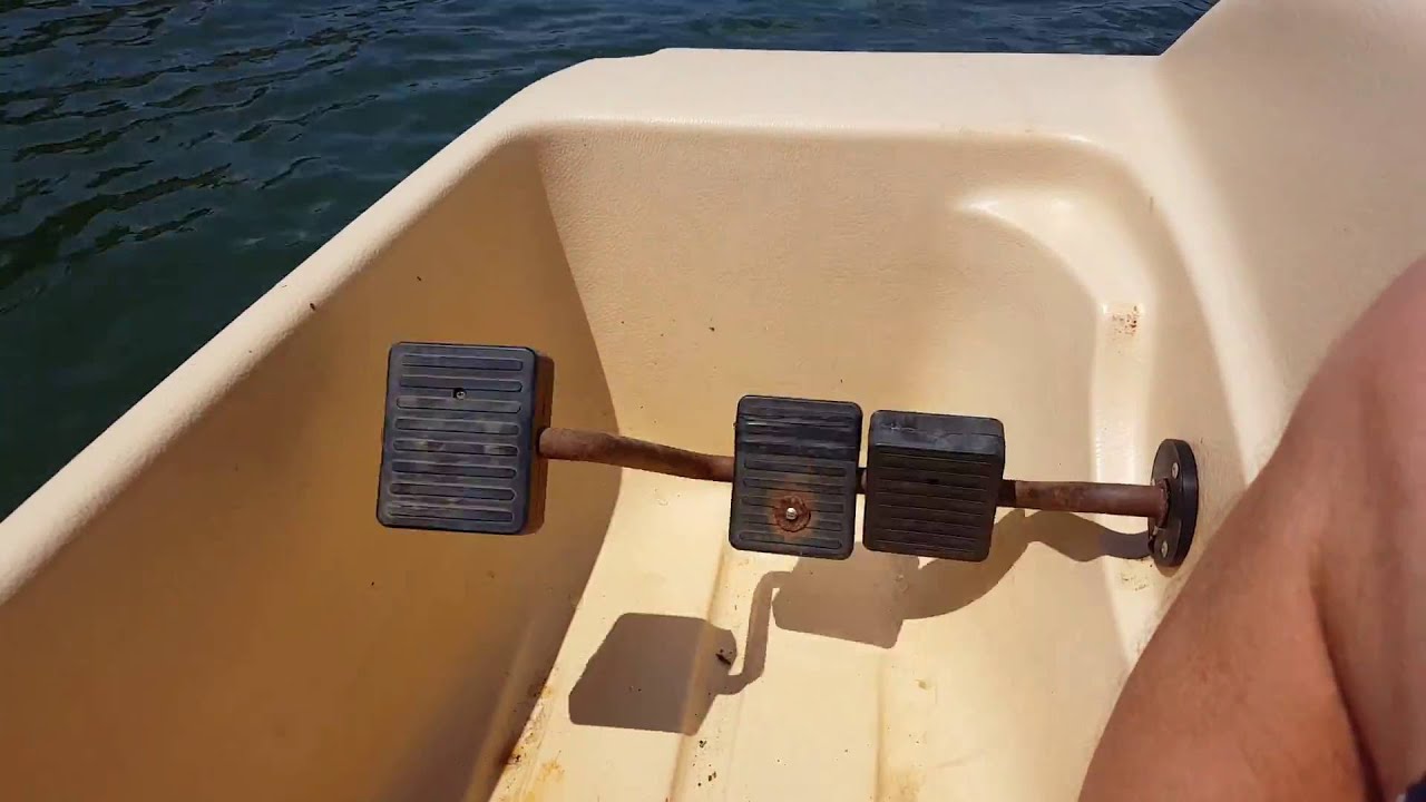 Water Wheeler Electric Paddle Boat - YouTube