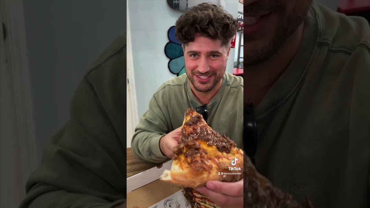THIS NYC PIZZA JOINT BLEW US AWAY! Sweet Chili Oxtail Pizza? 🍕🔥 #DEVOURPOWER