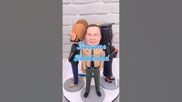 Custom couple bobbleheads as Valentine