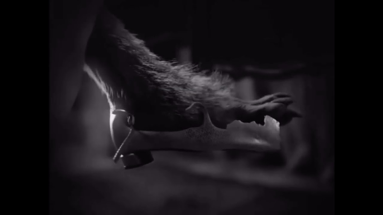 Female werewolf hand and foot transformation 