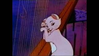 Chevelair  The Aristocats isolated Harp