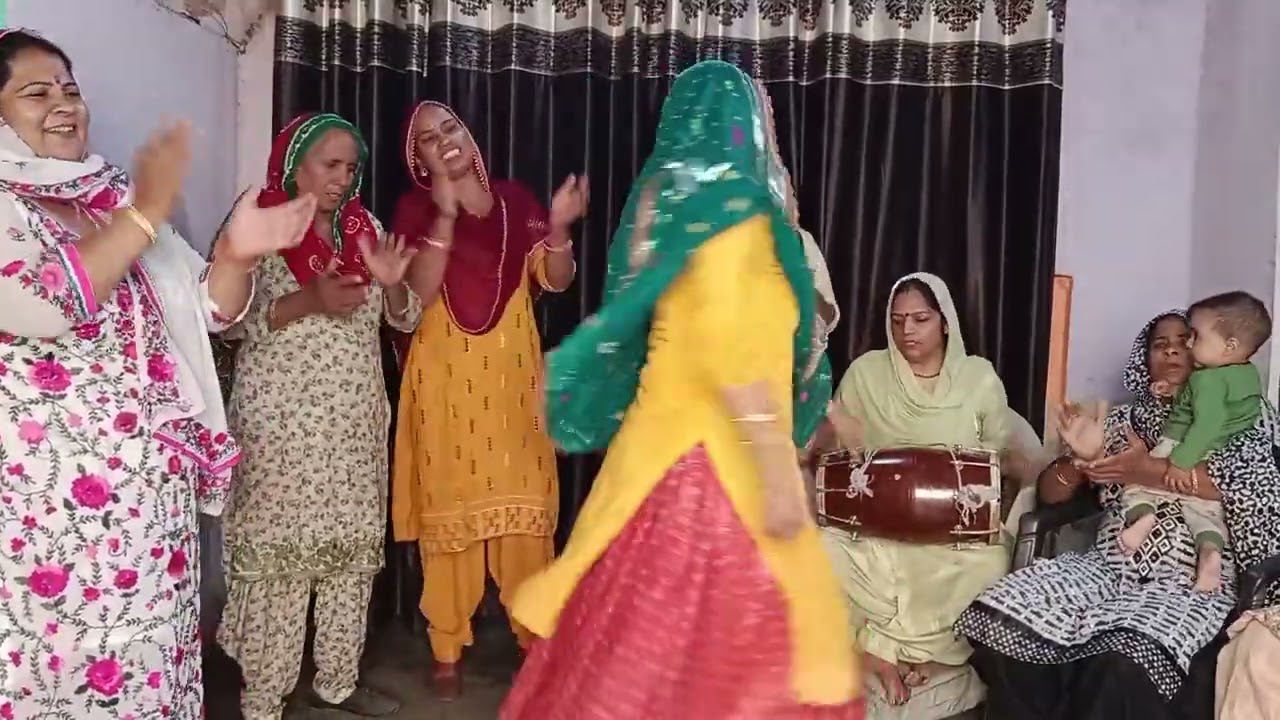 सात साल मैं पिया घर आए गीत और गजब का डांस 💃💃💃💃💃💃💃 कमला भजन मंडली झटीपुर 🙏🙏🙏🙏👍👍👍👍