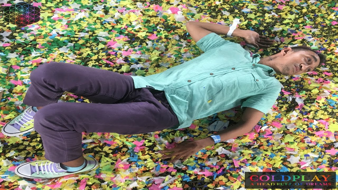 Coldplay - Up&Up - (Live in Seoul, South Korea)