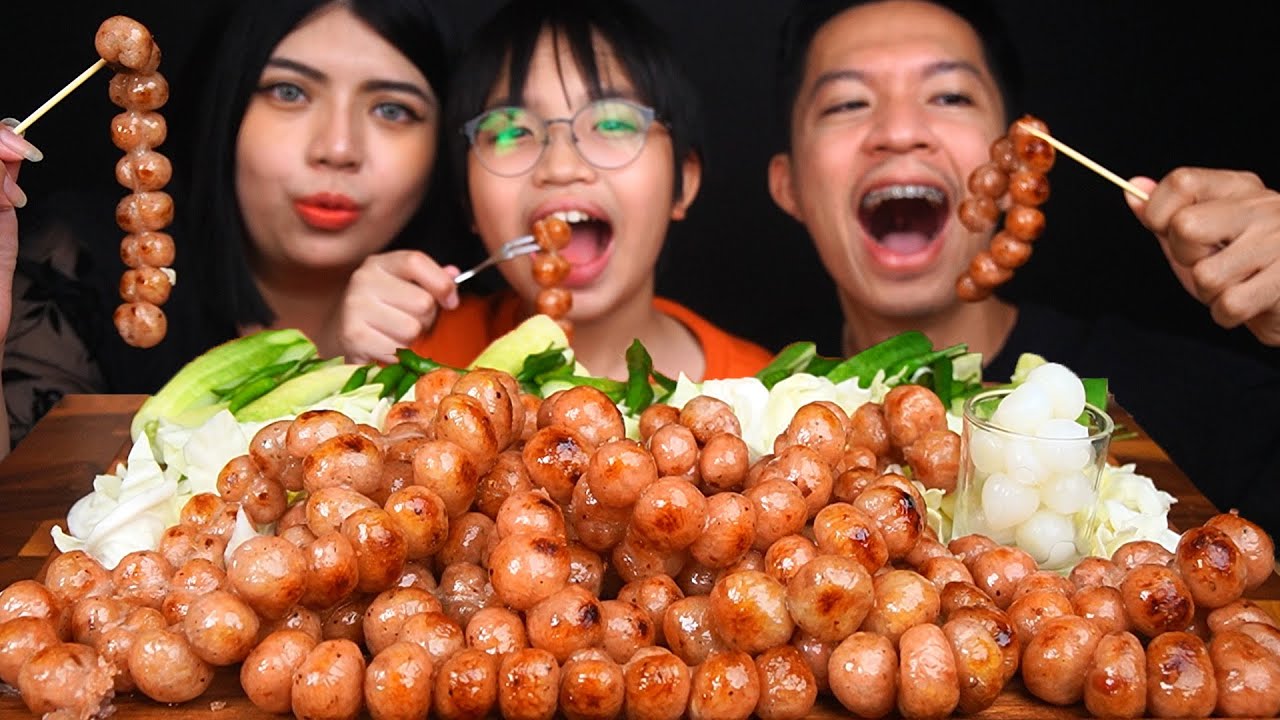 จัดเต็มไส้กรอกอีสานจิ๋ว 200 ลูก งานนี้ 3 คนพ่อแม่ลูกจะกินหมดไหม ?! | ชิบะคุก Shiba Cook