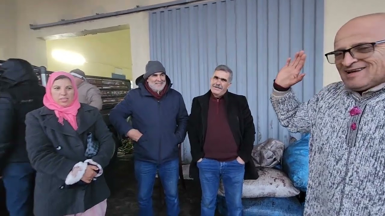 ارض مساحتها 1500م بها 15زيتونة ملكية بثمن 5مليون+زيت  البلدية ثقة وجودة بثمن 40درهم.📞0666061770