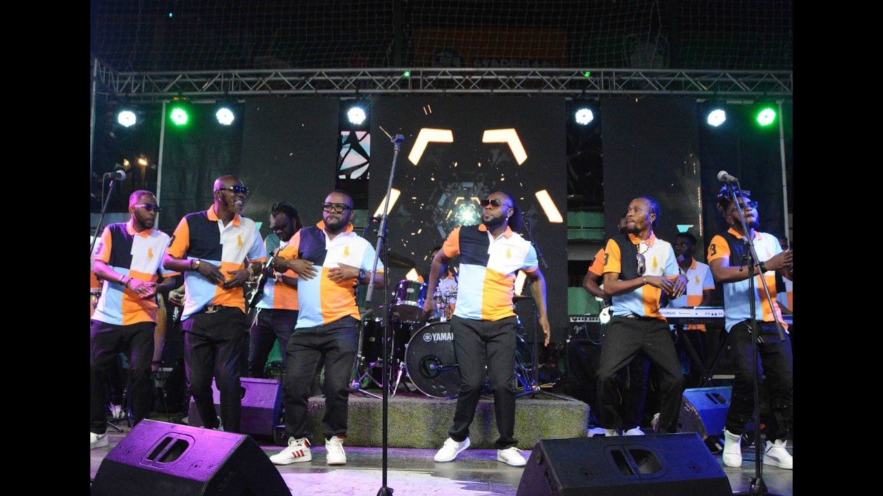 PAPA CHERI JB MPIANA A LA KERMESSE VIP G STAR 2 DUBAÏ