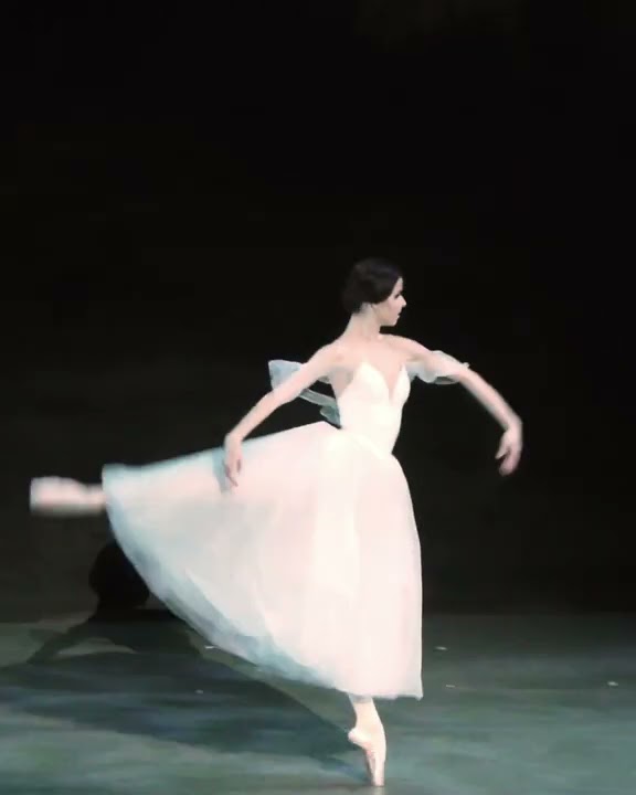 BALLET in 30 sec - GISELLE - Maria Khoreva in #shorts