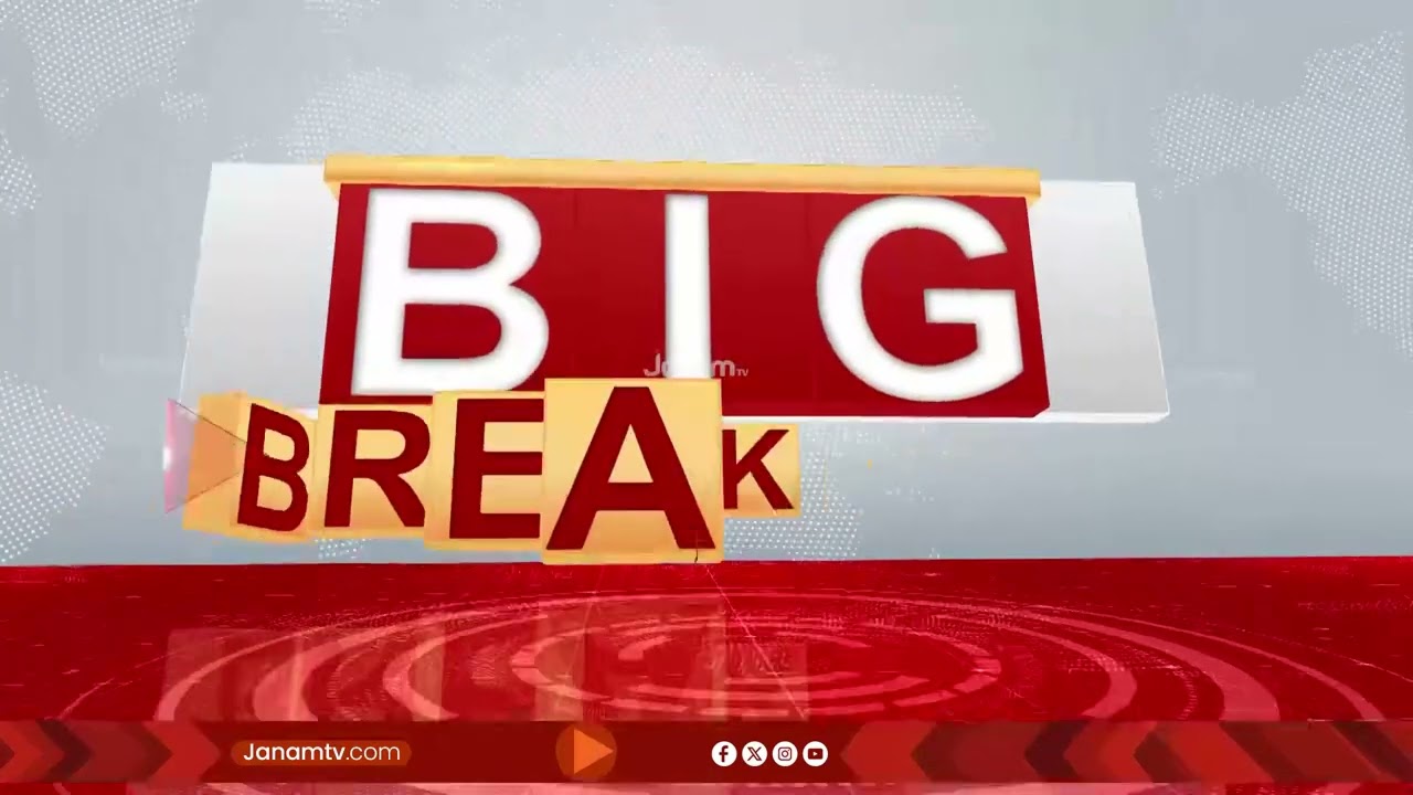 ദേശഭക്തിഗാനം പാടിയാൽ കേസെടുക്കുമെന്ന് പൊലീസ്; ഭക്തരുടെ ആവശ്യപ്രകാരം ഗണഗീതം പാടി ഗായകർ | Panayam