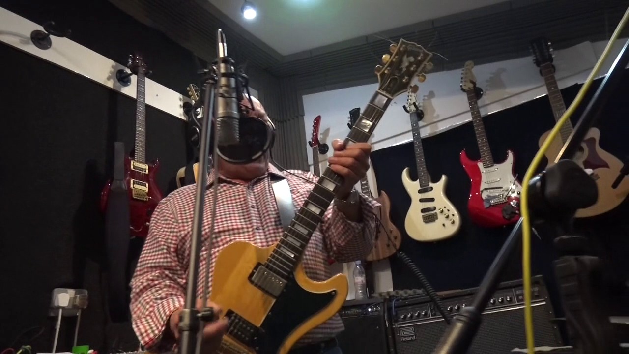 The Rocker - YouTube
