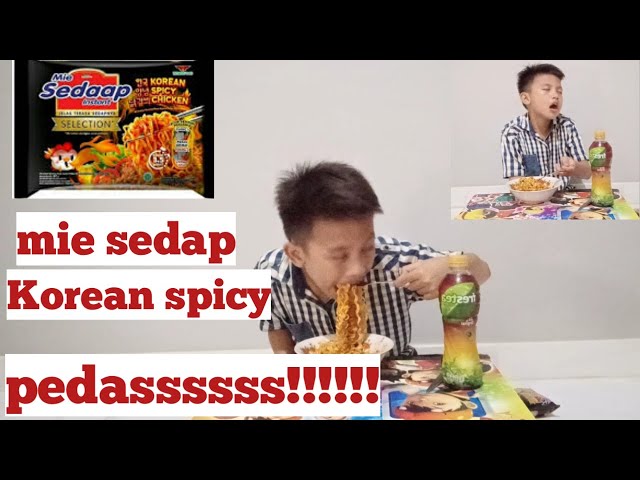 MAKAN MIE SEDAP KOREAN SPICY SUPER PEDASS || Kangean vlog class=