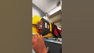 Aircraft ELT (emergency locator transmitter)