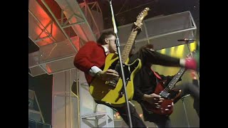 TOY DOLLS - NELLIE THE ELEPHANT - TOP OF THE POPS - 13/12/84 (RESTORED)