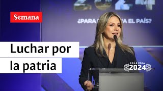 Vicky Dávila llama a luchar por la patria en la apertura del Foro Colombia 2024