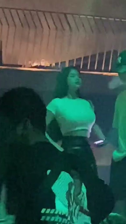 Kienzy Lagi Dugemm Behh!!! Mantap