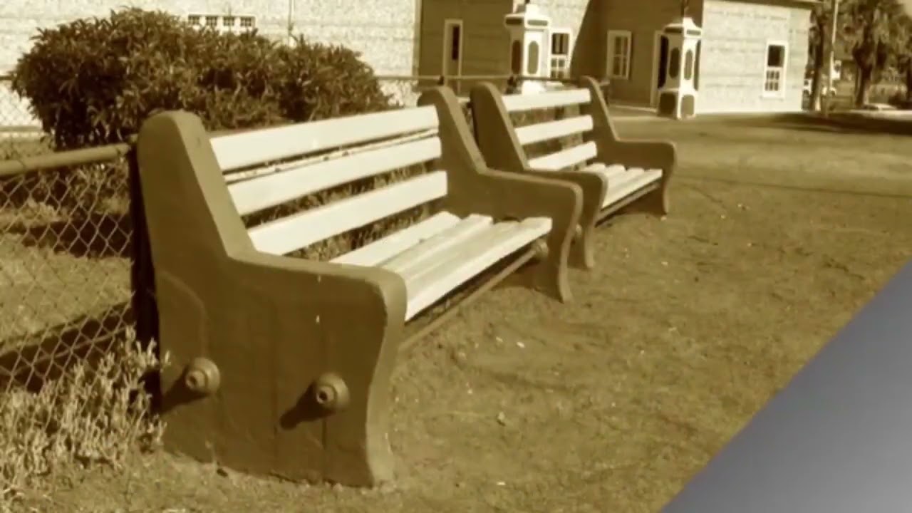 Salitrera Jose Francisco Vergara y su plaza monumento nacional.