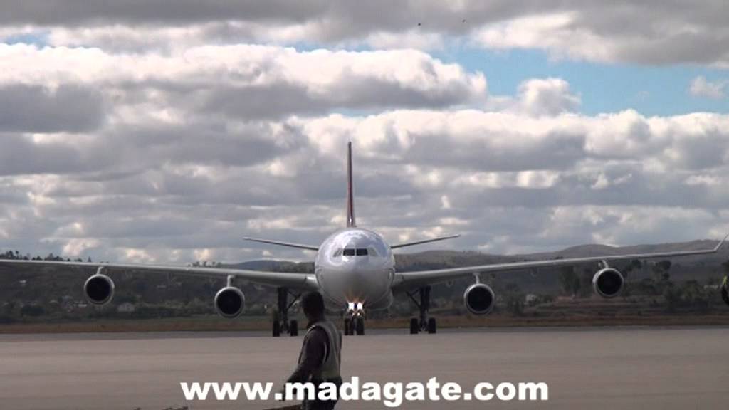 Airbus A340 Tarmac Ivato 30 juin 2012