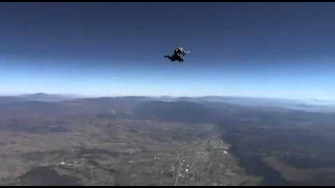 Katherine Chung SKYDIVES!!!