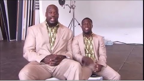 shaq holding normal sized things and being a giant. 😳😯