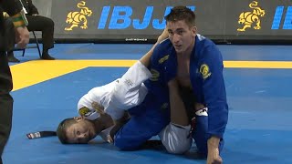 Guillherme Mendes v Paulo Miyao / World Championship 2014