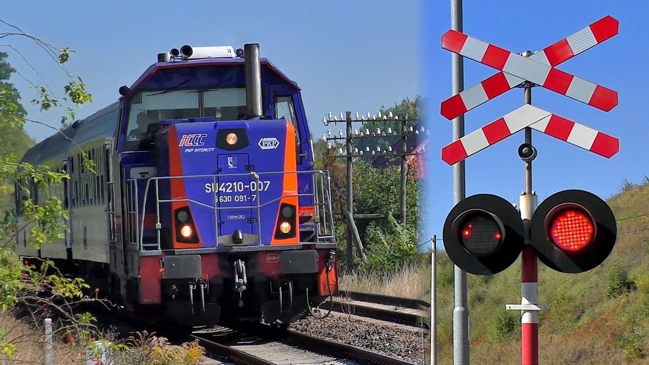 Przejazd Kolejowy na ul. Kalinowej w Czechowie | Polish railroad crossing