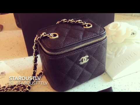 Chanel Classic Top Handle Vanity Case with Chain Quilted Lambskin Smal –  Fashion Vocal