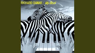 Lying Down With The Lions (feat. Vicki King, Lorraine Ferro \u0026 Jaqui Amar)