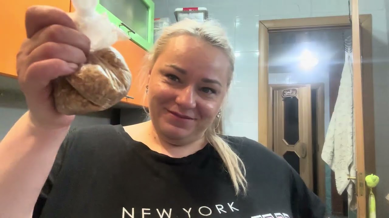 Хорошо что нас не было дома.Подарочек от Рафа❤️