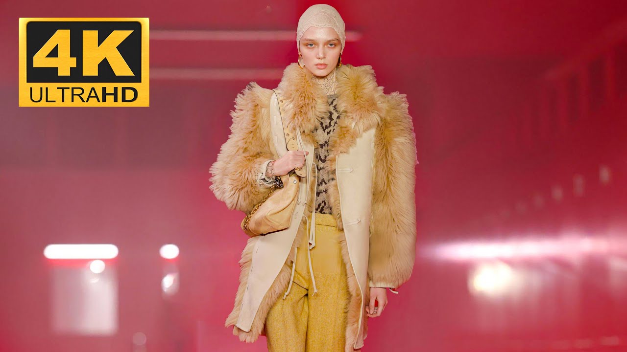 Valentino | Fall/Winter 2025/26 | Paris Fashion Week - 4K - YouTube