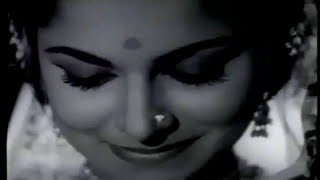 Vignette de la vidéo "Ei raat tomar amaar_Ye nayan dare dare_Bangala& Hindi Version_Hemant Kumar..with a tribute by Lata🌹🙏"