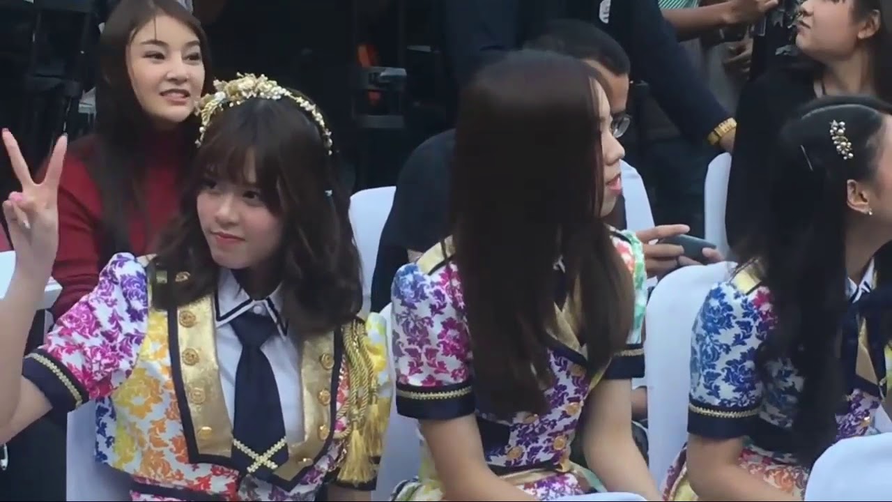 OPV  ปัญ-โมบายล์  BnK48  ลูกอม