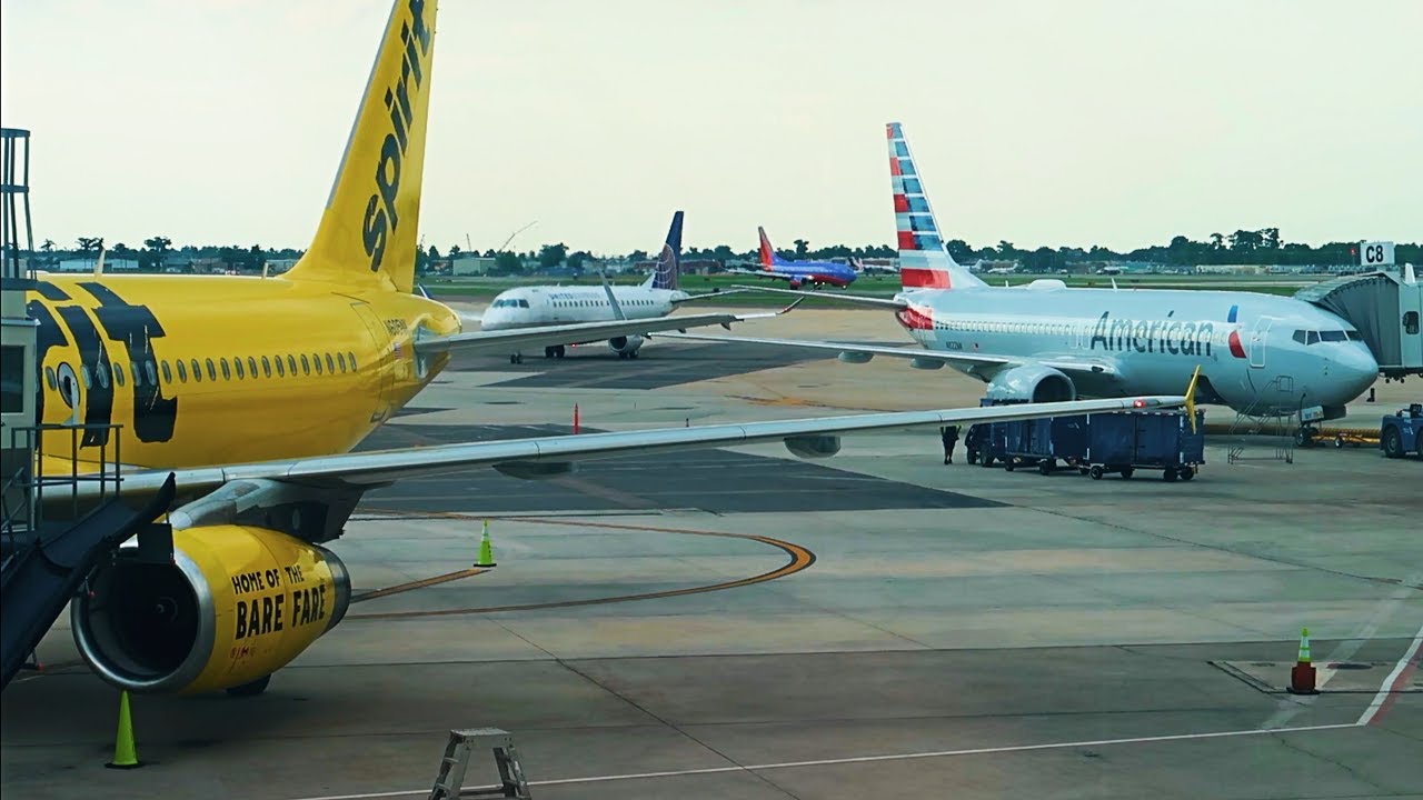 Plane Spotting @ Louis Armstrong New Orleans International Airport - YouTube