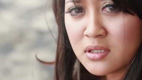 Santania Rusdianty - Guratan Panangan (Official Video Clip)