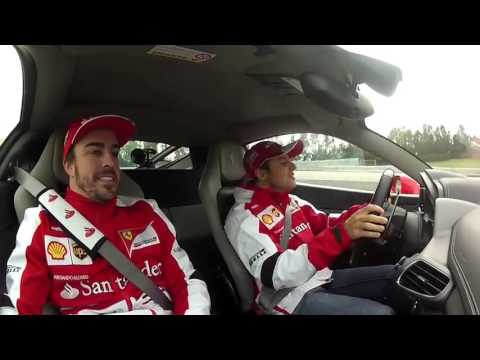 Barcellona - Hot Laps Ferrari 458 di Alonso e Massa