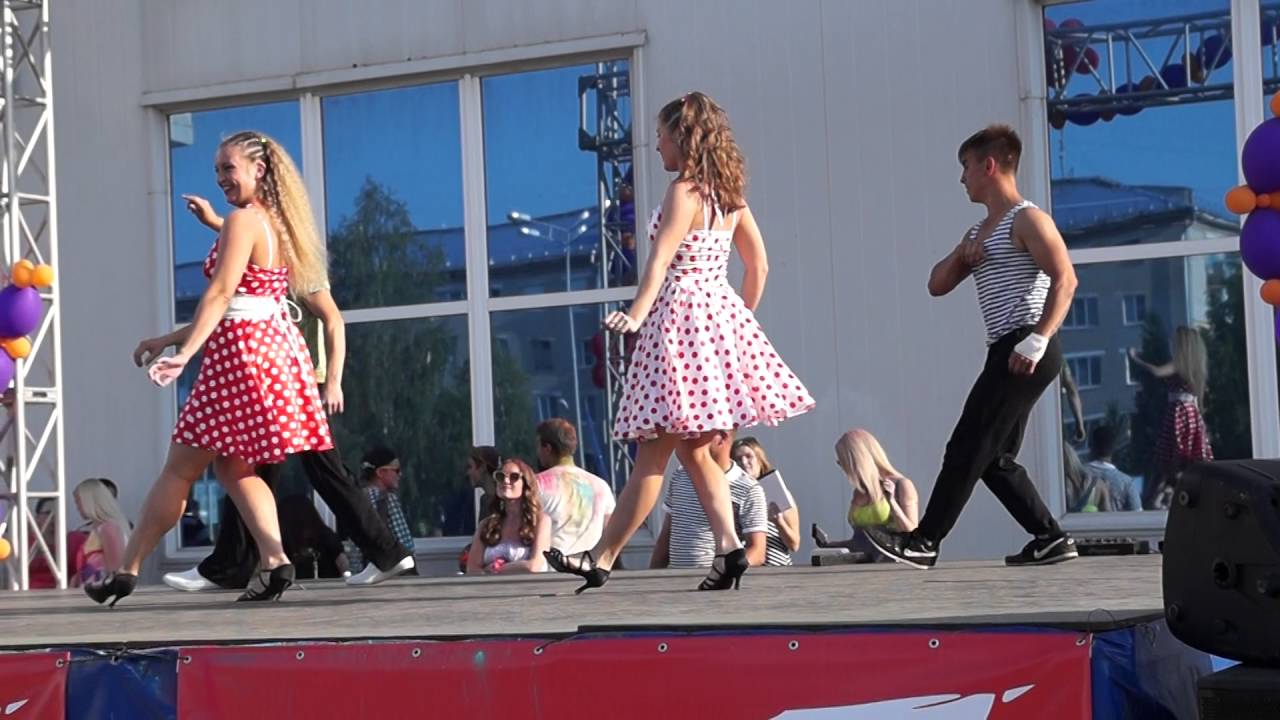 Танцевальная группа 