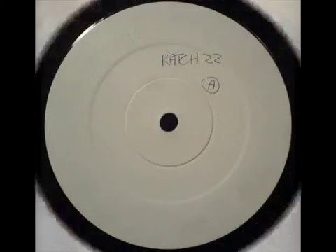 Katch 22 — Katch 22 - Service With A Smile (Remix)