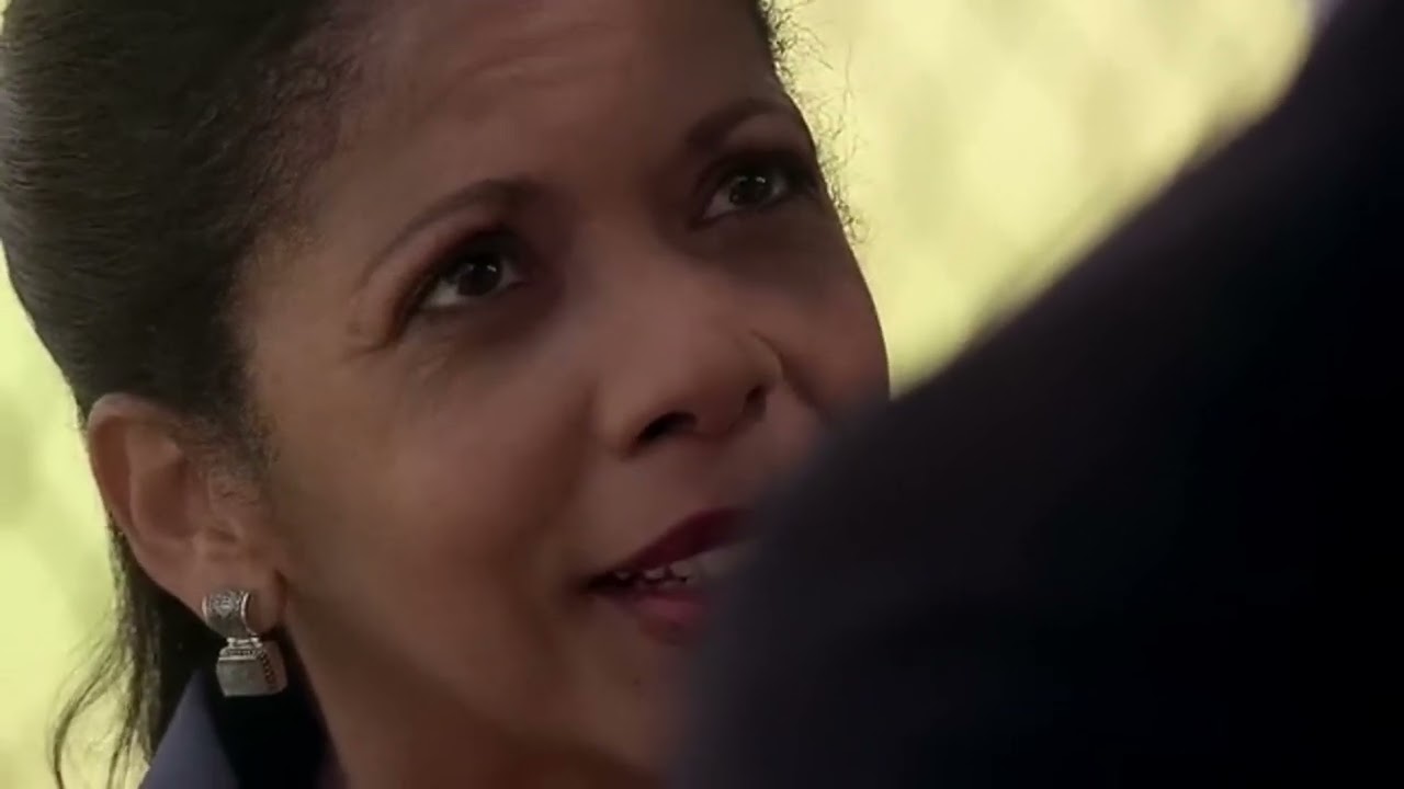 24 (2001–2010) Day 3: 11:00 a.m.-12:00 p.m. Sherry wants to be the First Lady again