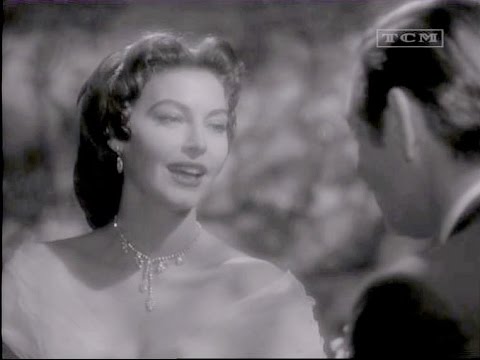 Ava Gardner sings Moonlight is Meant for Lovers