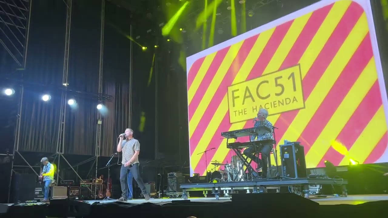 在 YouTube 上觀看「INSPIRAL CARPETS - She comes in the fall (Live! @VISOR Fest) (22-9-2023)」 在 YouTube 上觀看「INSPIRAL CARPETS - She comes in the fall (Live! @VISOR Fest) (22-9-2023)」