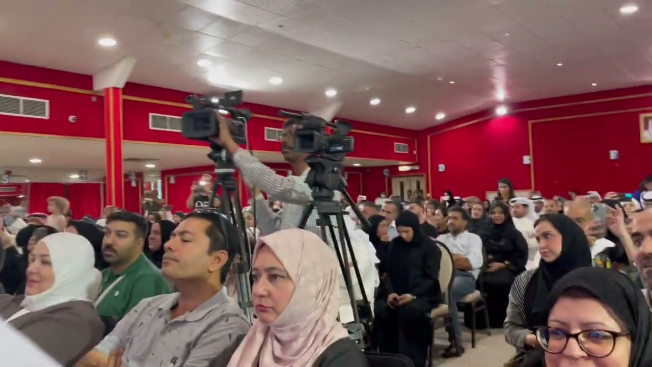 العلم نور مدرسة النور العالمية