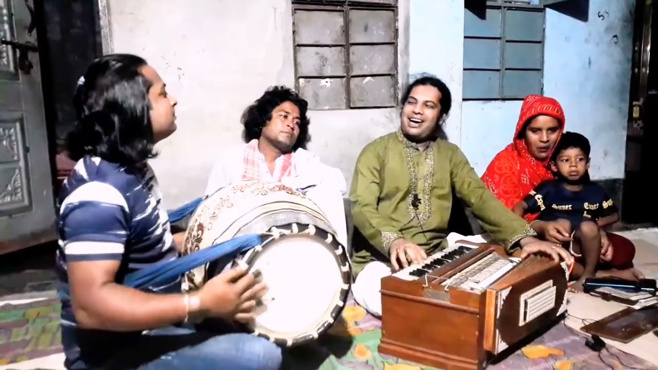 মন পাখি মিশিতে  চায় গিয়ে ঐ পাখির দলে - মানিক দেওয়ান |  Ure Jete Chay - Manik Dewan |