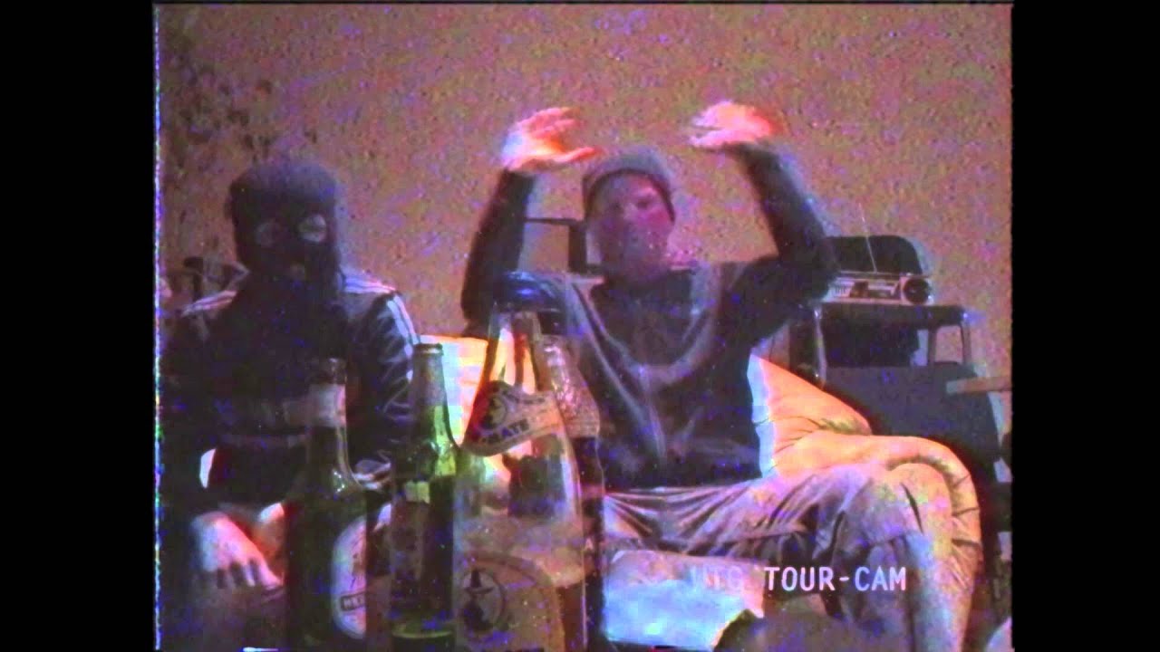 Tonton Waving the Guns - Keine Lieder über Liebe di YouTube Tonton Waving the Guns - Keine Lieder über Liebe di YouTube