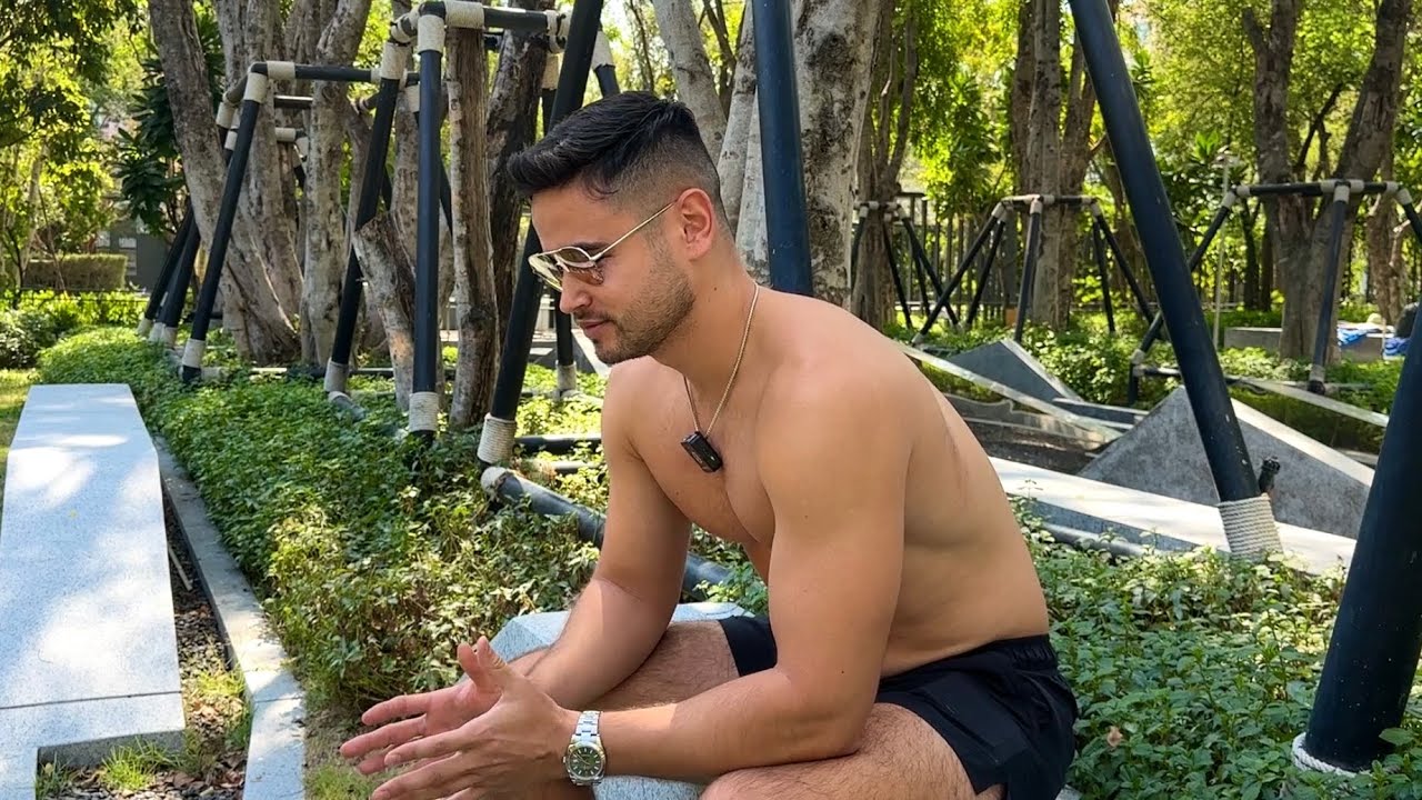 執着を捨てた瞬間、お前が追われる男になる | 親友トークEp.6