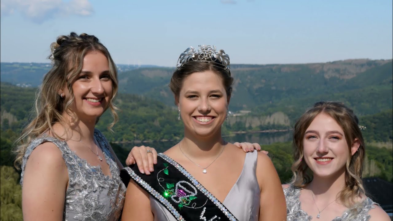 Wienkeuningin Daphne 2021- Knatsj mit vastelaovend - VV De Veldjmuus