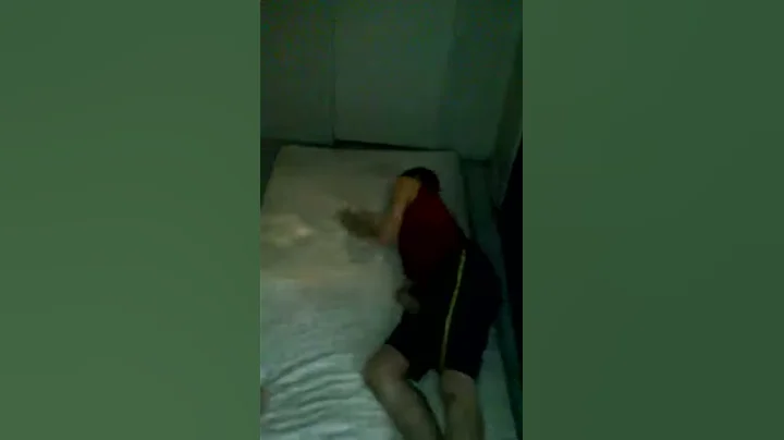 Kid attacks bed. And gits shot ?