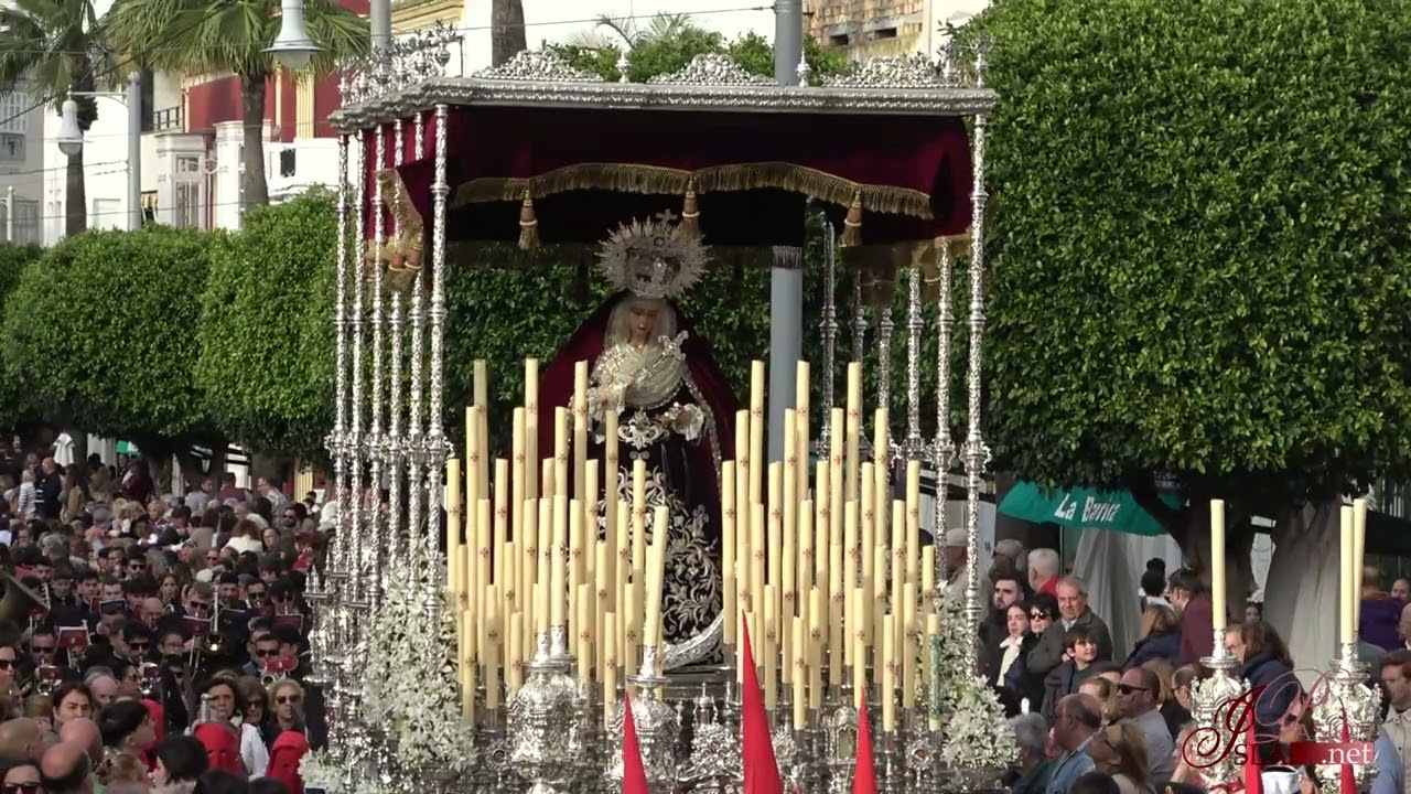 Trinidad en Carrera Oficial | Archicofradía Medinaceli | 4K | Semana Santa San Fernando 2025