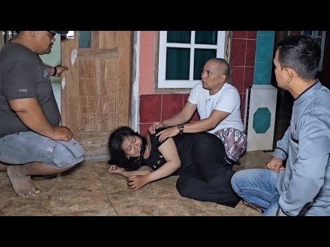 RATNA ANTIKA ACUH TAK ACUH  MONATA