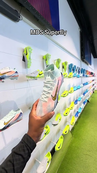 Best cleats for Wingers (LW/RW)