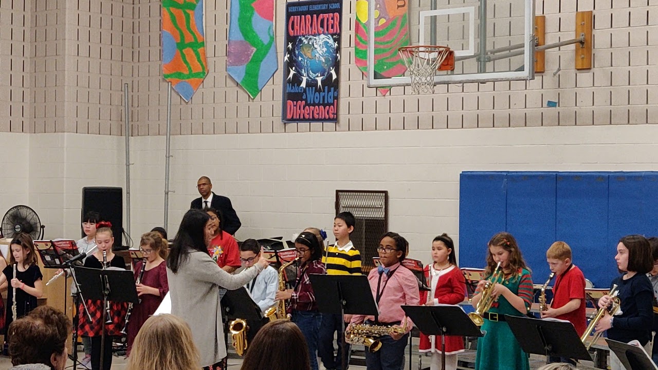 Merrymount Winter Concert 13-Dec-2019 - Grade 4 band (part 6)