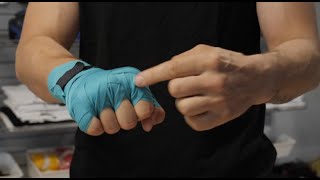 Mettre ses bandes de boxe / How to wrap your hands for boxing