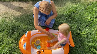 видео: Vlog РЕБОРНЫ КУПАЮТСЯ В БАССЕЙНЕ | ВЛОГ ЗА НЕДЕЛЮ | ДОЕДЕМ ЛИ ДО ДЕРЕВНИ ? картинка: Vlog РЕБОРНЫ КУПАЮТСЯ В БАССЕЙНЕ | ВЛОГ ЗА НЕДЕЛЮ | ДОЕДЕМ ЛИ ДО ДЕРЕВНИ ?